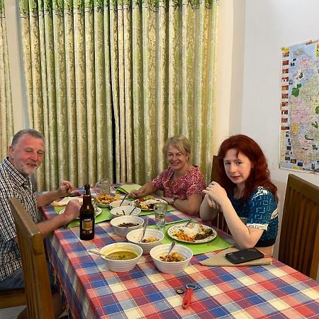 Bee Nest Bed & Breakfast Негомбо Экстерьер фото